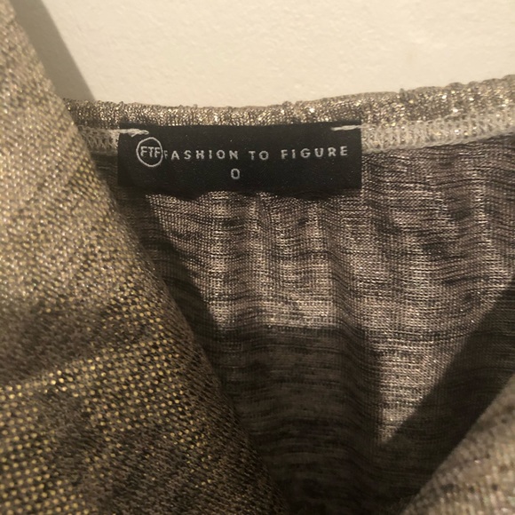 Fashion to Figure gold cowl neck tank sz 0X - Picture 2 of 5